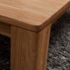 Stolik-drewniany-do-salonu-detal